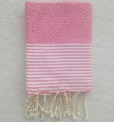 Serviette de plage rose clair