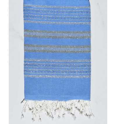 Serviette de plage bleu avec lurex argent et doré plate