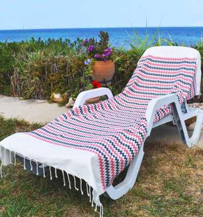 Fouta zigzag blanc crème, rose et bleu