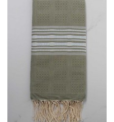 Fouta thalasso vert sauge avec motifs bleu 