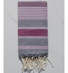Fouta Dina gris plomb rayée rose et bordeaux 
