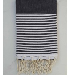 Fouta Plate gris foncé rayée blanc