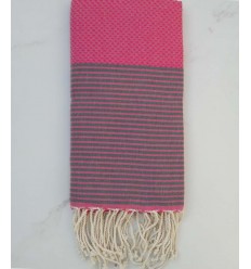 Fouta nid d'abeille rose foncé rayée gris 