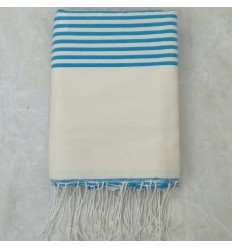 Jeté blanc crème rayée bleu azur 