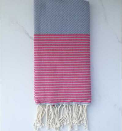 Fouta gris souris rayée rose framboise