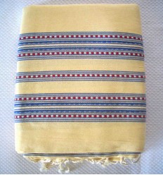 Arabesque écru à rayures rouge et bleu 