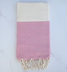 Fouta plate blanc crème et rose bébé avec rayures 