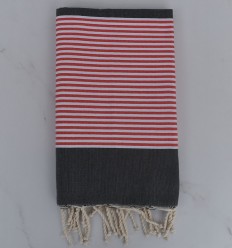 Fouta plate gris foncé rayée rouge anglais et blanc 