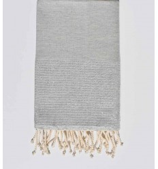 fouta plate gris clair  avec fil lurex  argenté 