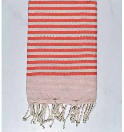 Fouta nid d'abeille rayée 1 cm couleur rose corail