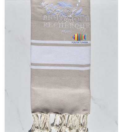 Fouta plate brodée biologique recherche