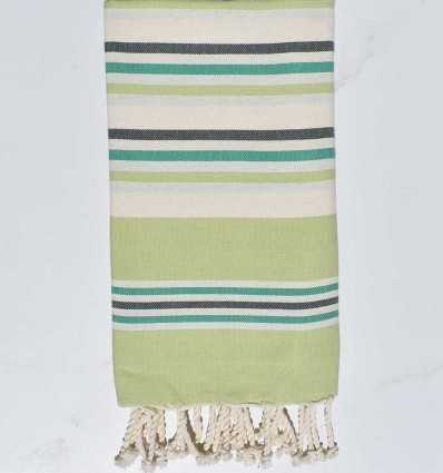 Fouta plate blanc crème, vert prairie, vert et vert forêt