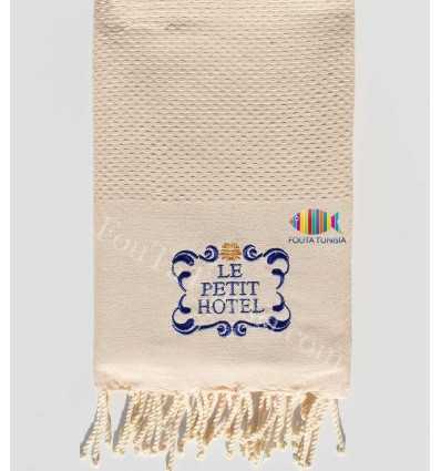 Serviette de plage personnalisée le petit hotel Fouta Tunisia - 4