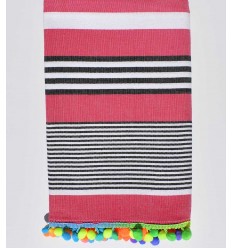 Serviette de plage rose foncé rayé blanc et noire Fouta Tunisia - 1